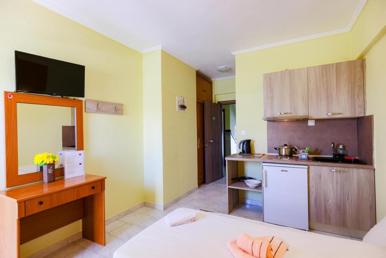 Dionisos Apartments Паралия-Дионисиу Экстерьер фото